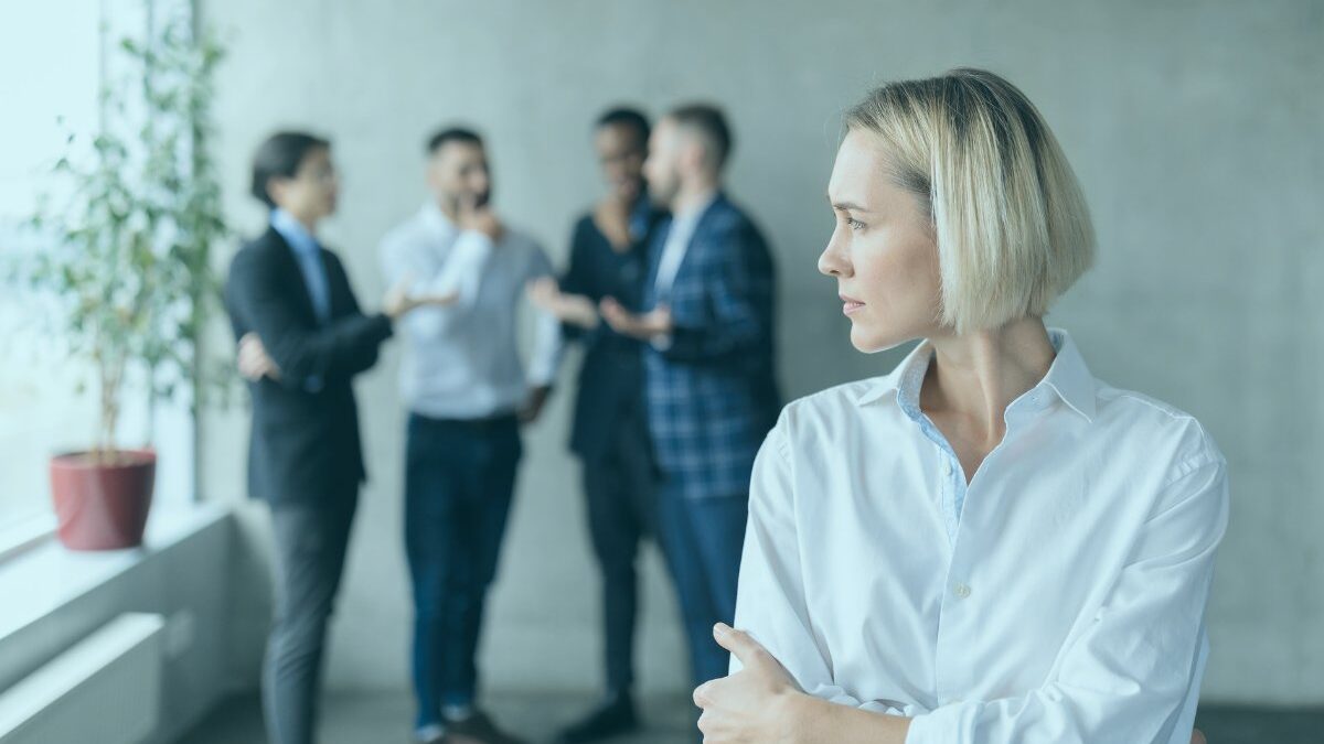 female supervisor faces sex descrimination from Male Coworkers In Office
